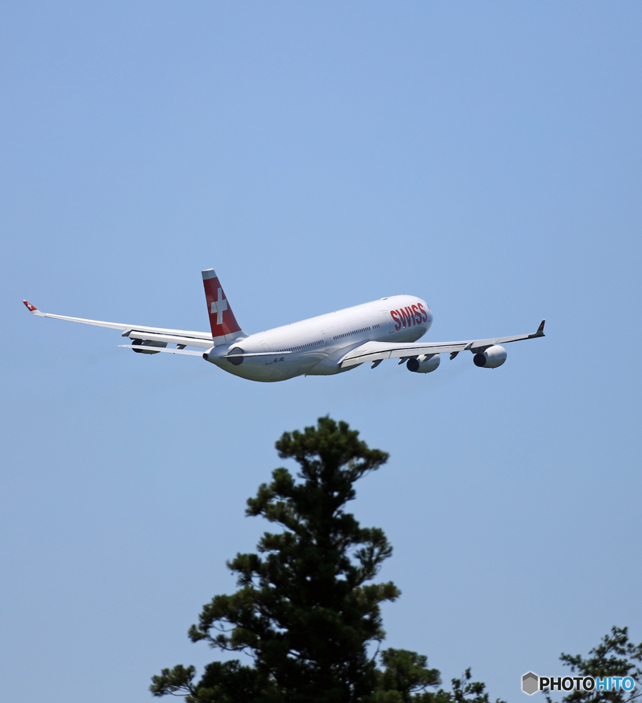 SWISS A340-313 HB-JME 出発 