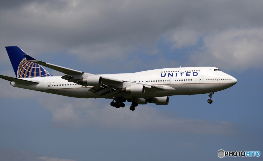 ✈UNITED  B747-400 N177UA 