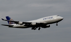 着陸（120） DELTA 747-400 