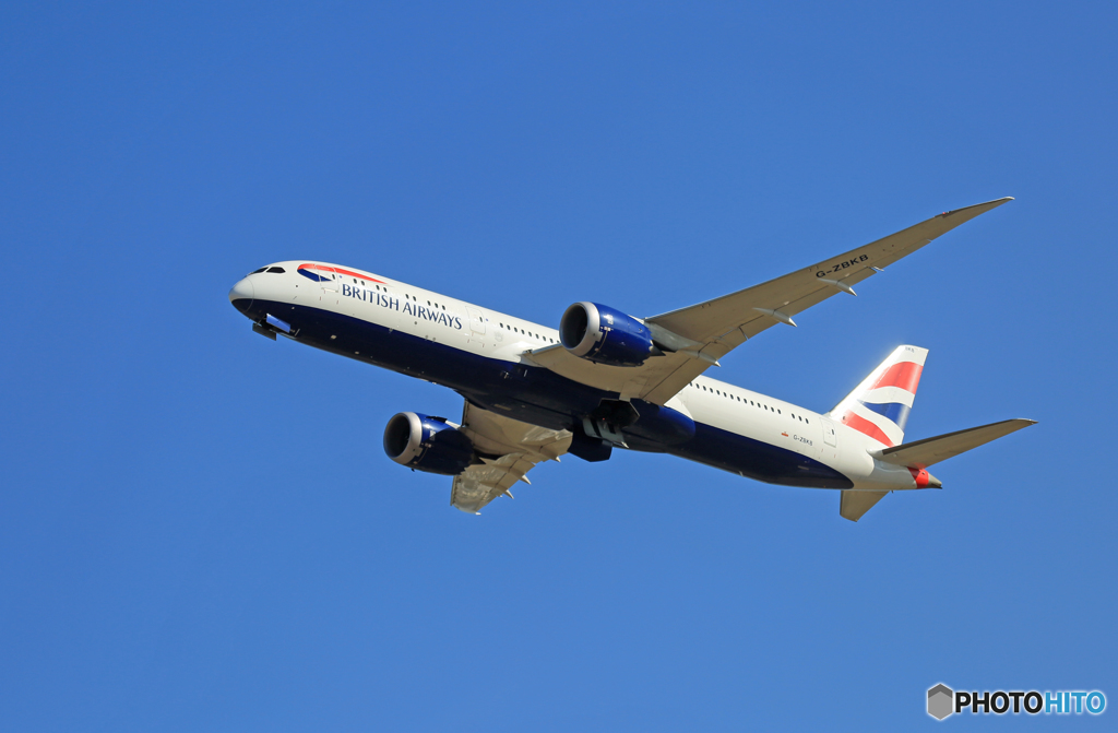 「青い空」 British 787-9 G-ZBKB 飛行