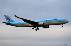 KOREAN A330-300 到着　