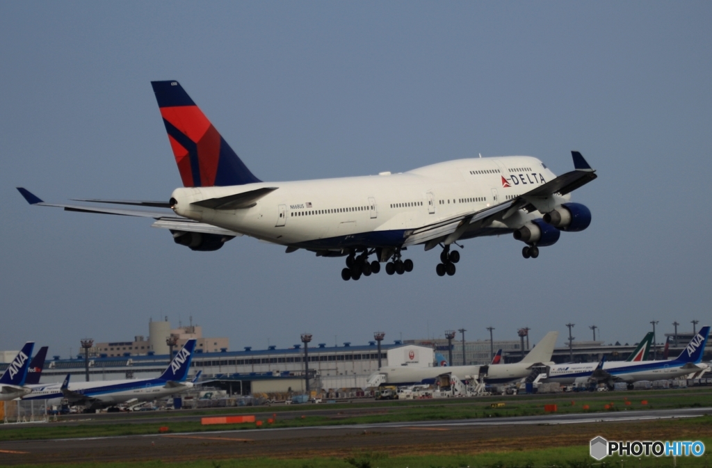 DELTA ７４７ジャンボ機 着陸　