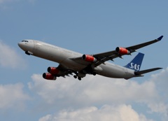 離陸 SAS A340-300