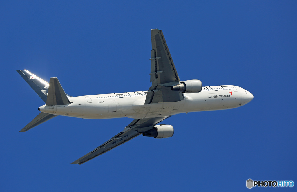 Asiana 767-38E HL7616 出発 