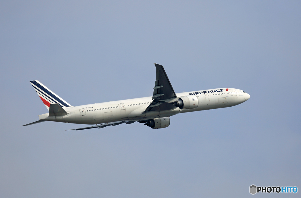 出発 AIR FRANCE 777-328 F-GSQG