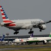 AMERICAN 777-223 着陸　