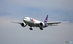 FedEx 777-FS2 着陸