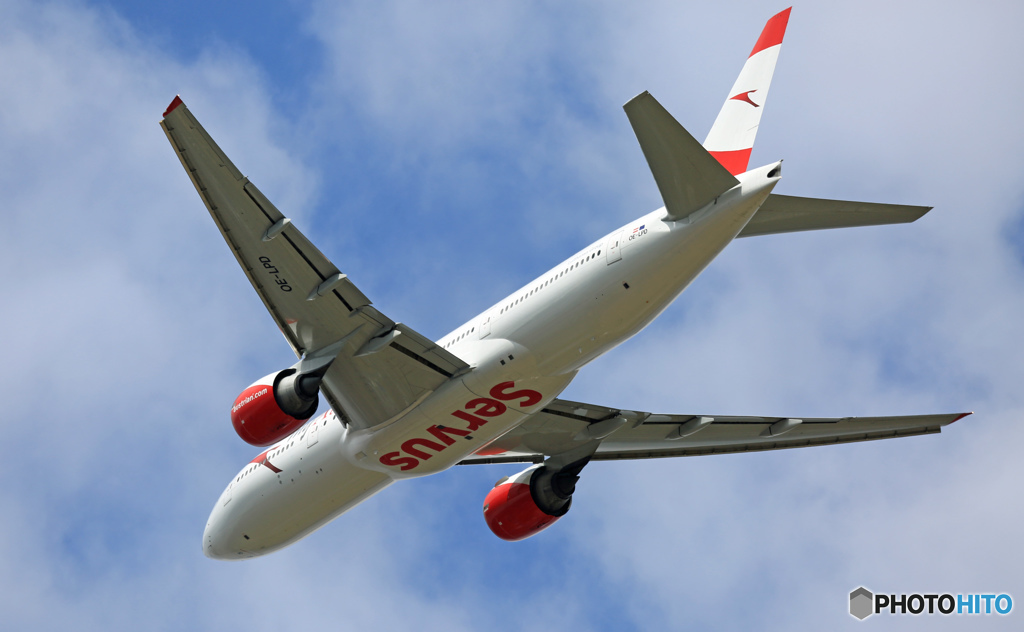離陸 Austrian 777-2Z9 OE-LPD