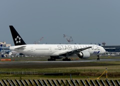 ANA STAR 777-300 出発
