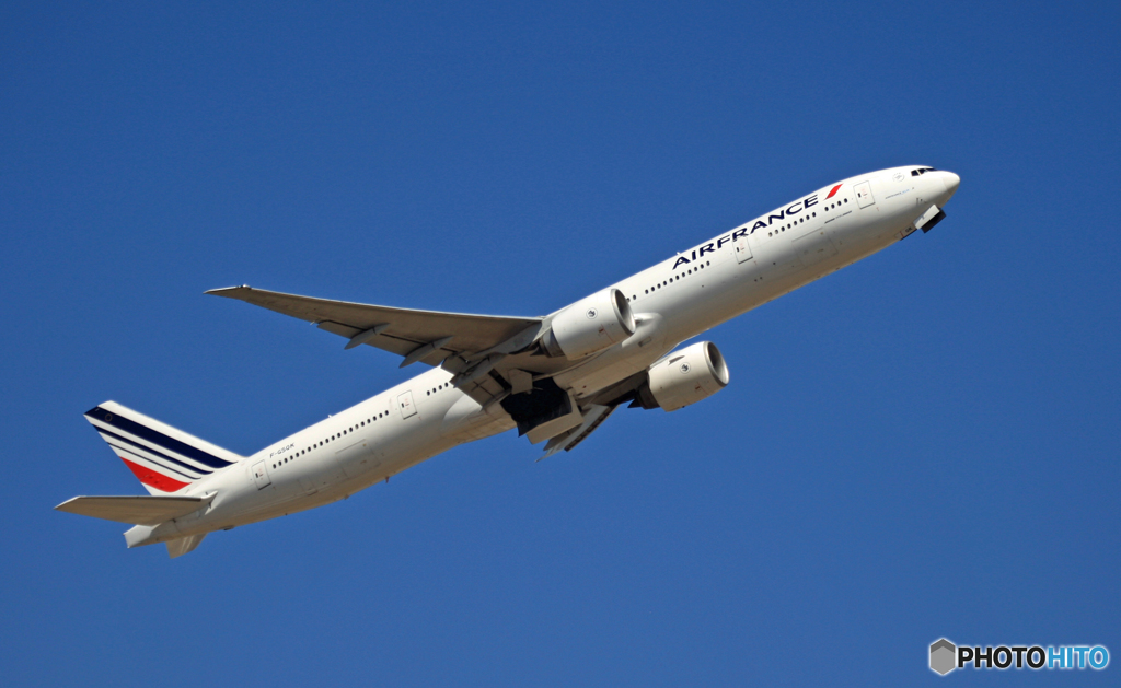 離陸 Air France 777-328 F-GSQK