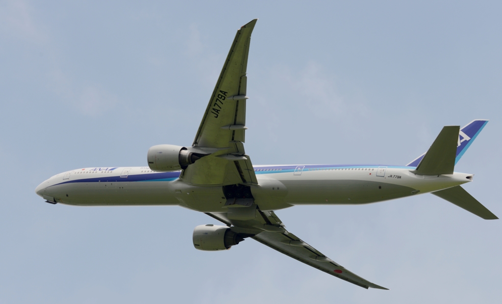 離陸（39）ANA 777-300ER 