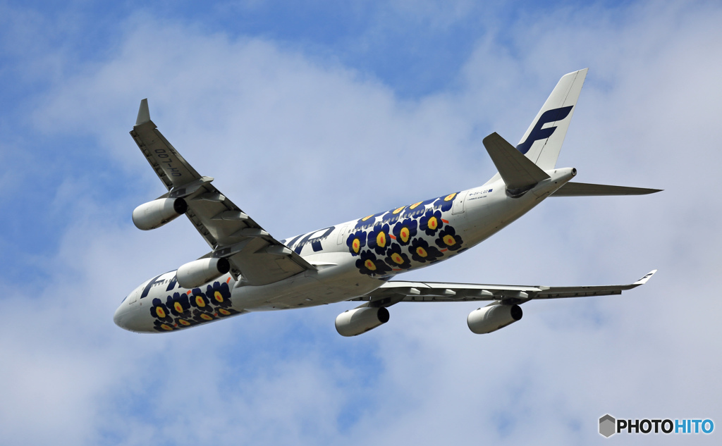 FINNAIR A340-313「マリメッコ ウニッコ」OH-LQD