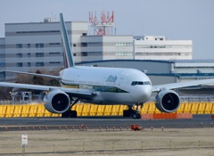 出発 Alitalia 777-200