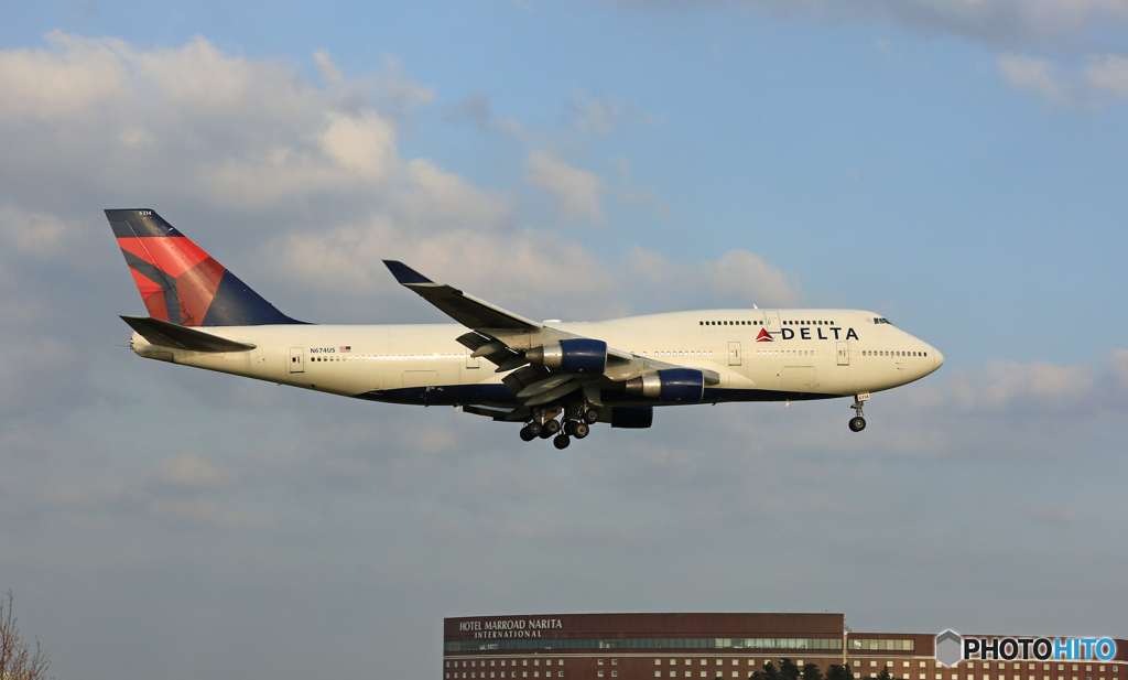 [青い空]DELTA 747-400 N674USジャンボ保存委員会