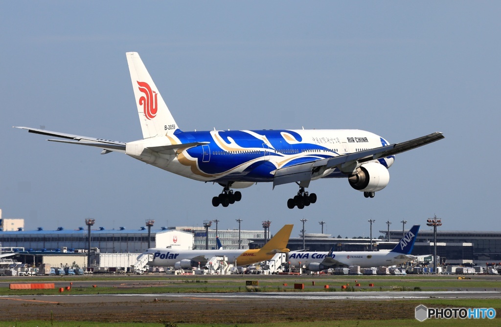 着陸　Air China 777-2J6 B-2059