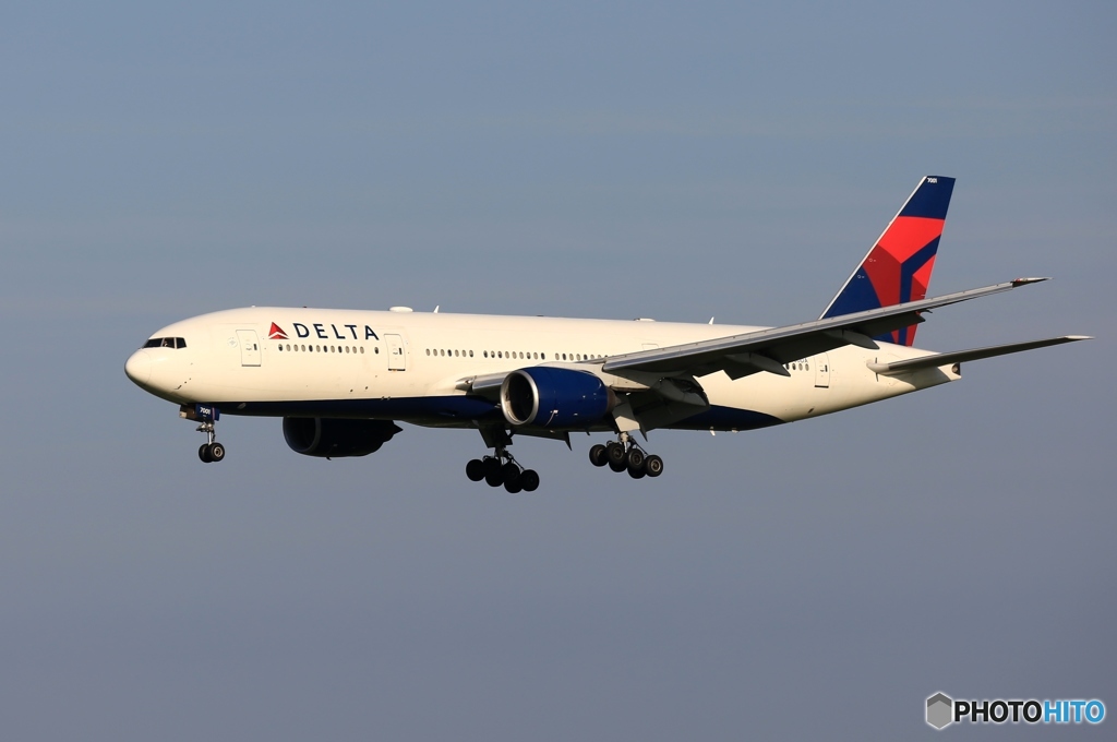 DELTA 777-200  着陸　