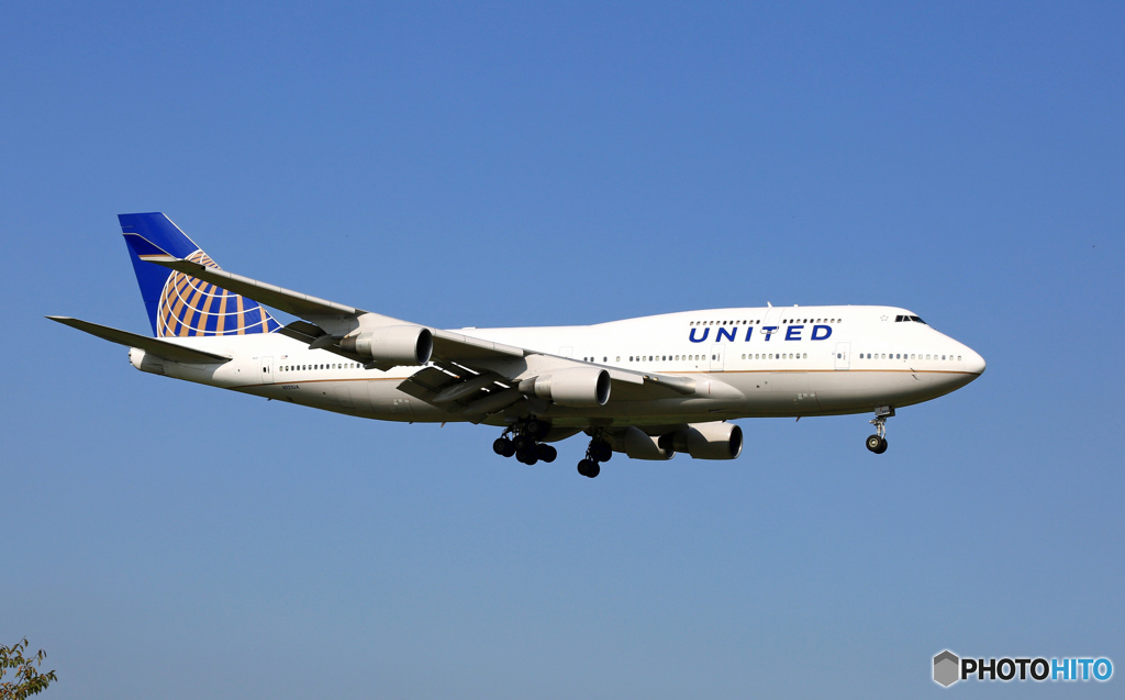 到着　UNITED 747-400 