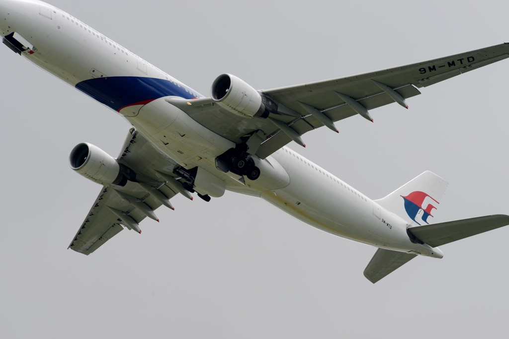 離陸（24）Malaysia A330-323 