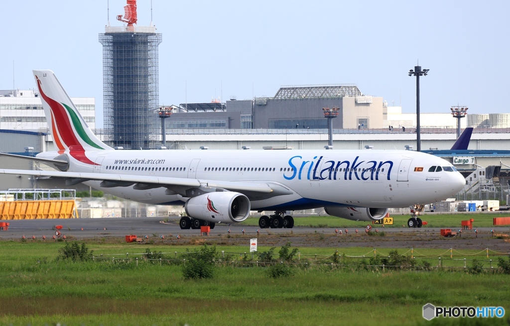SriLankan A330-243 4R-ALO 出発　