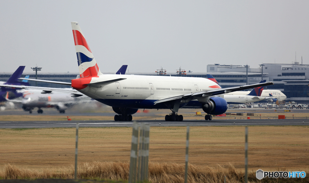 BRITISH 777-236 G-YMMT 出発 