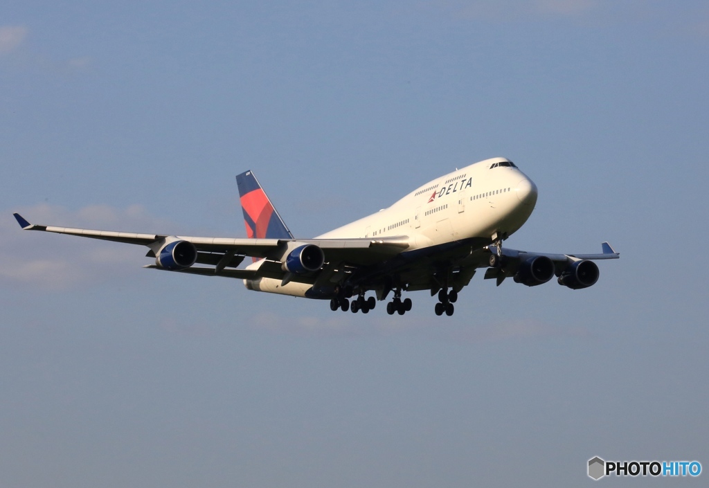 DELTA 747-400 N671UA 到着　
