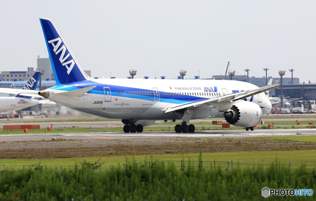出発　ANA 787-8 