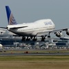着陸　UNITED 747-400
