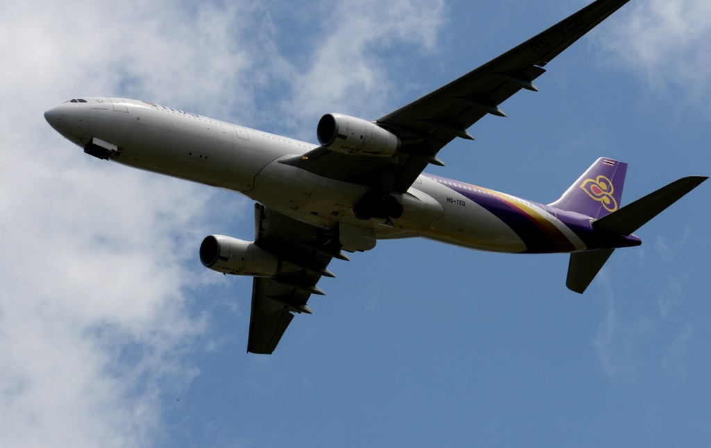 離陸（262）Thai A330-300 