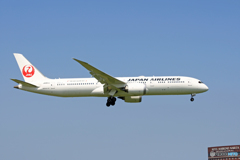 着陸 JAL 787-9 JA861J
