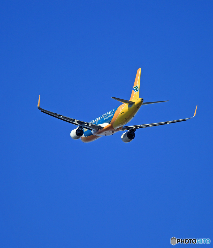 飛び立ち  CEBU A320-214 RP-C4100