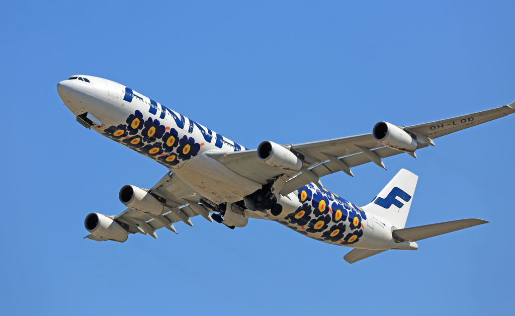 離陸　Finnair A340-313 OH-LQD