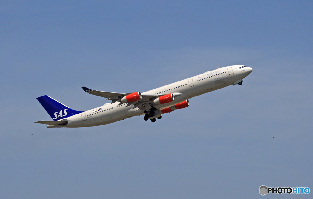 離陸 SAS A340-313 OY-KBA