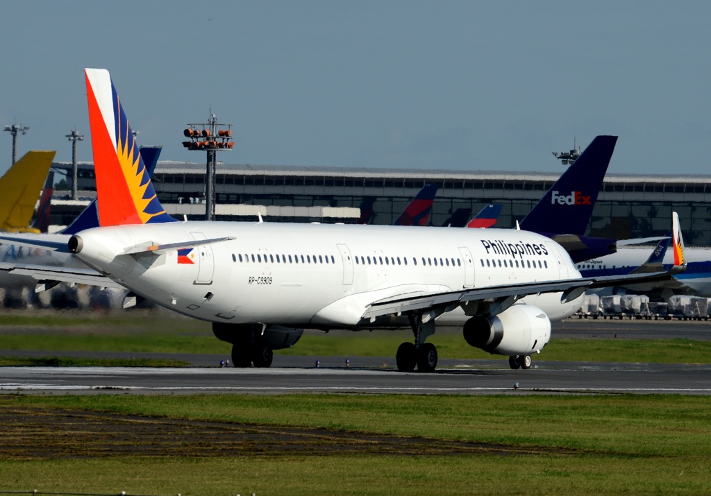 離陸（401）Philippines A321-231 
