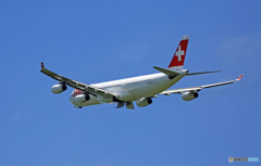 出発 SWISS A340-313 HB-JMH