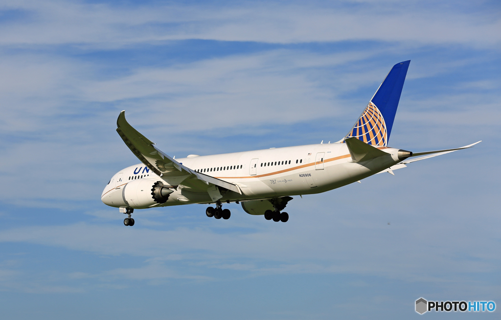到着 UNITED 787-8 N26906