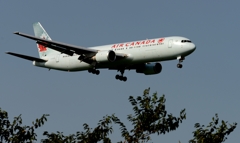 着陸（56）Air Canada 767-375ER 