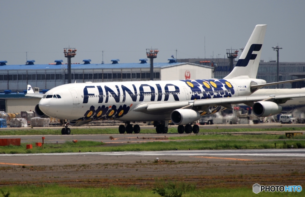 FINNAIR A340-313マリメッコ ウニッコ OH-LQD
