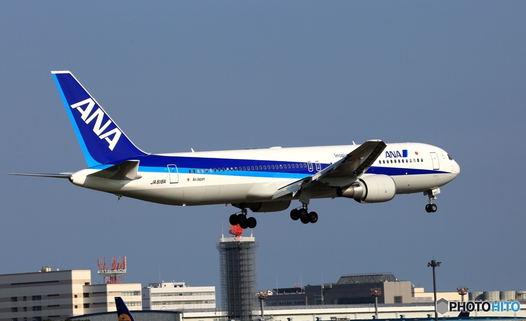 ANA 767-381 到着　