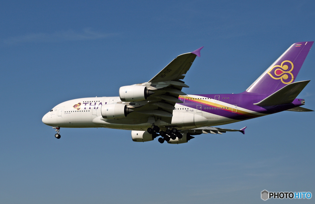 到着 Thai A380-841 HS-TUD