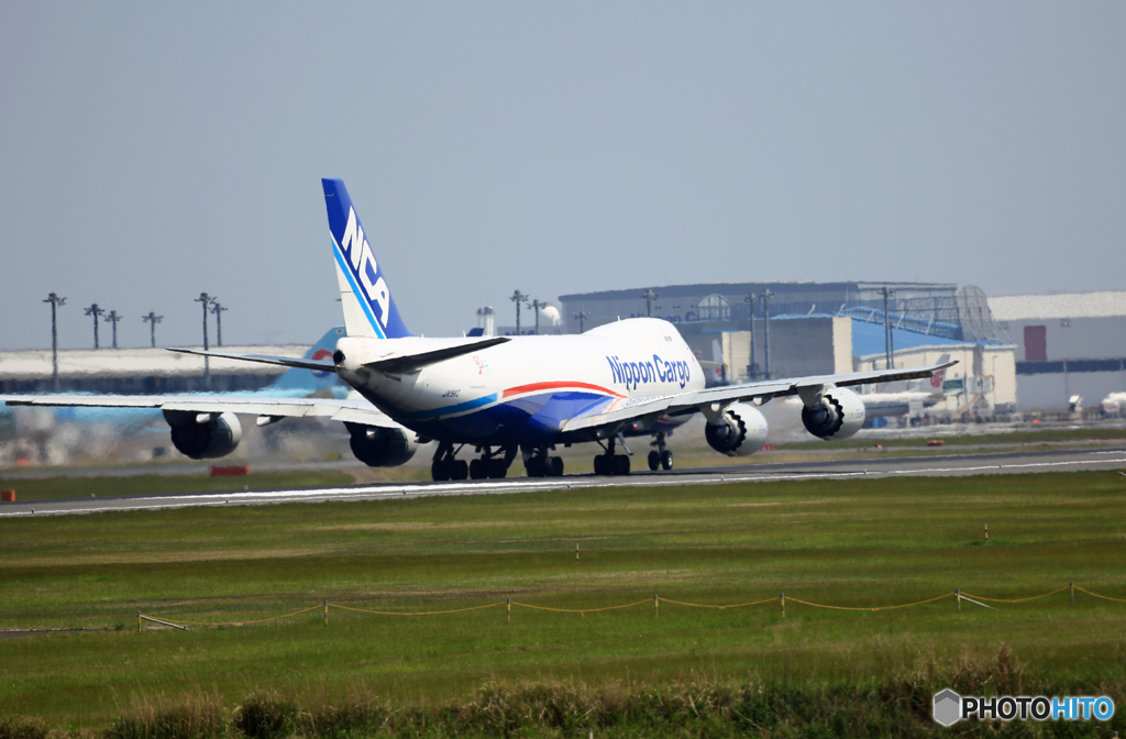 「青色」 NCA 747-8KZF JA15ZF 出発 