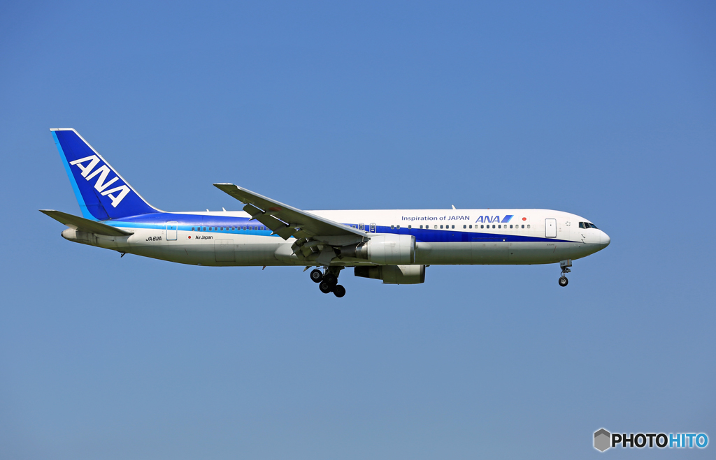 ANA 767-381ER JA611A 到着 