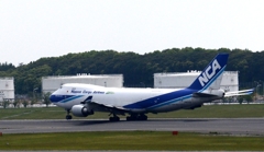 飛び立ち(140)NCA Cargo 747-400   飛び立ち(140)NCA Cargo 747-400