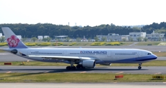 出発（116）CHINA AIRLINES A330　　