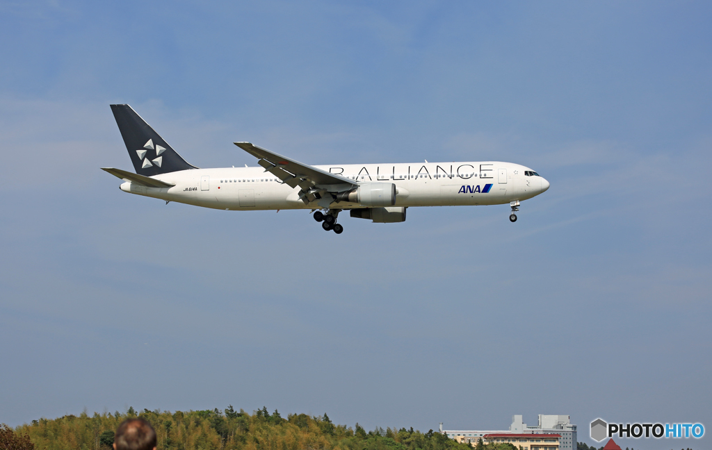 到着 ANA 767-381 JA614A