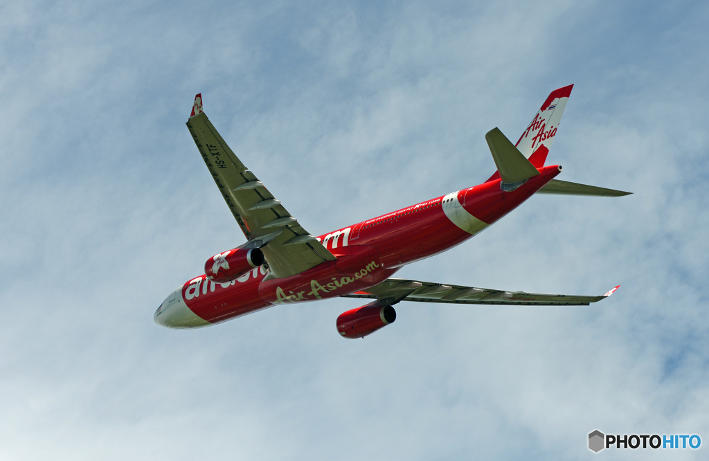 出発 Air Asia A330-343 HS-XTF