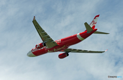 出発 Air Asia A330-343 HS-XTF