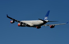 離陸（313）SAS Airbus A340-313  