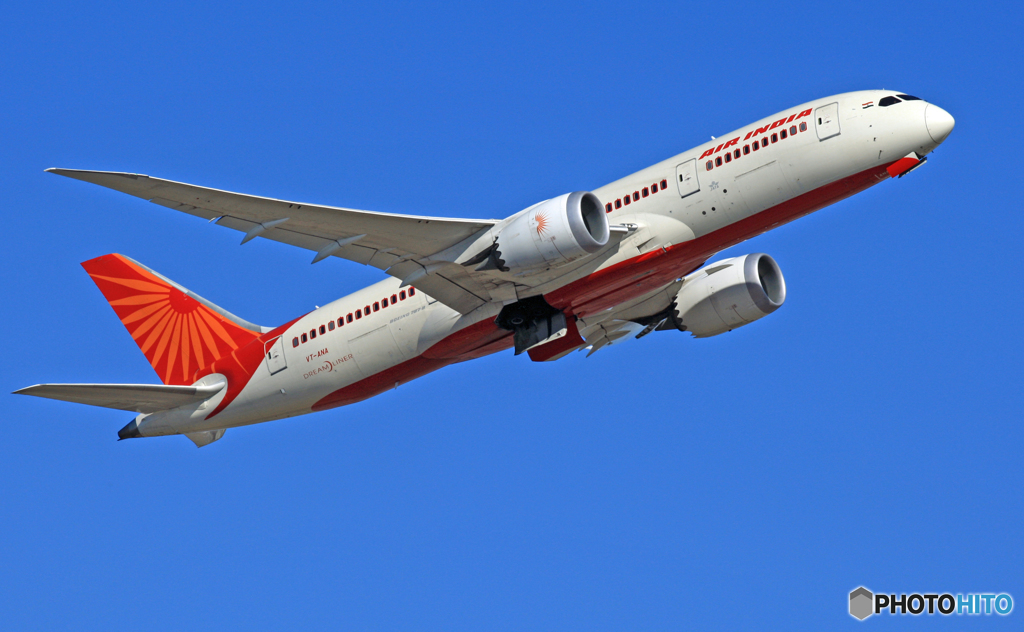 離陸　Air India 787-8 VT-ANA