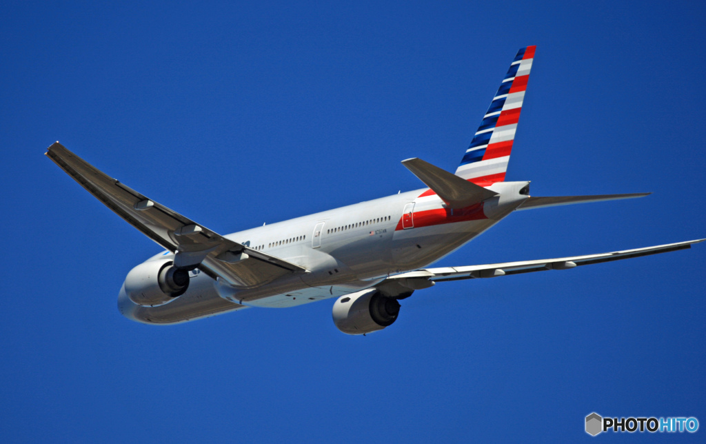 離陸 American 777-223 N797AN 
