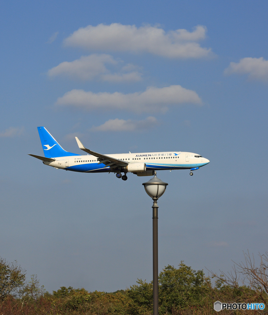 「雲」と　Xiamen 737-800 B-5433